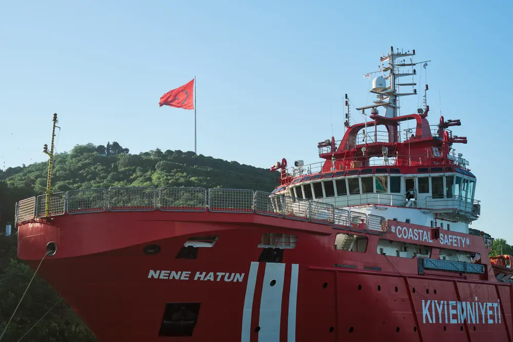 2026-06-06_istanbul_coastal-safety-vessel_dsc03334.jpg