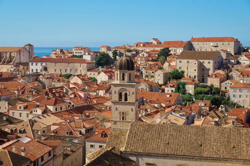 2026-06-10_dubrovnik_old-town-rooftops_dsc04956.jpg