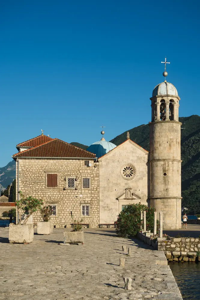 2026-06-12_perast_bell-tower-from-courtyard_dsc06272.jpg